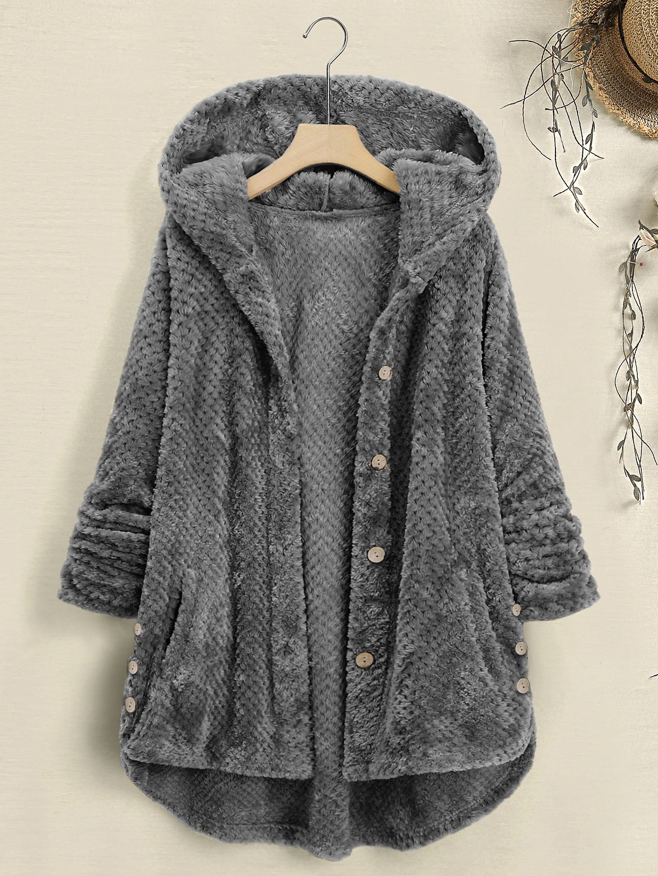 Mila Coat – Embracing Elegance for the Coldest Days