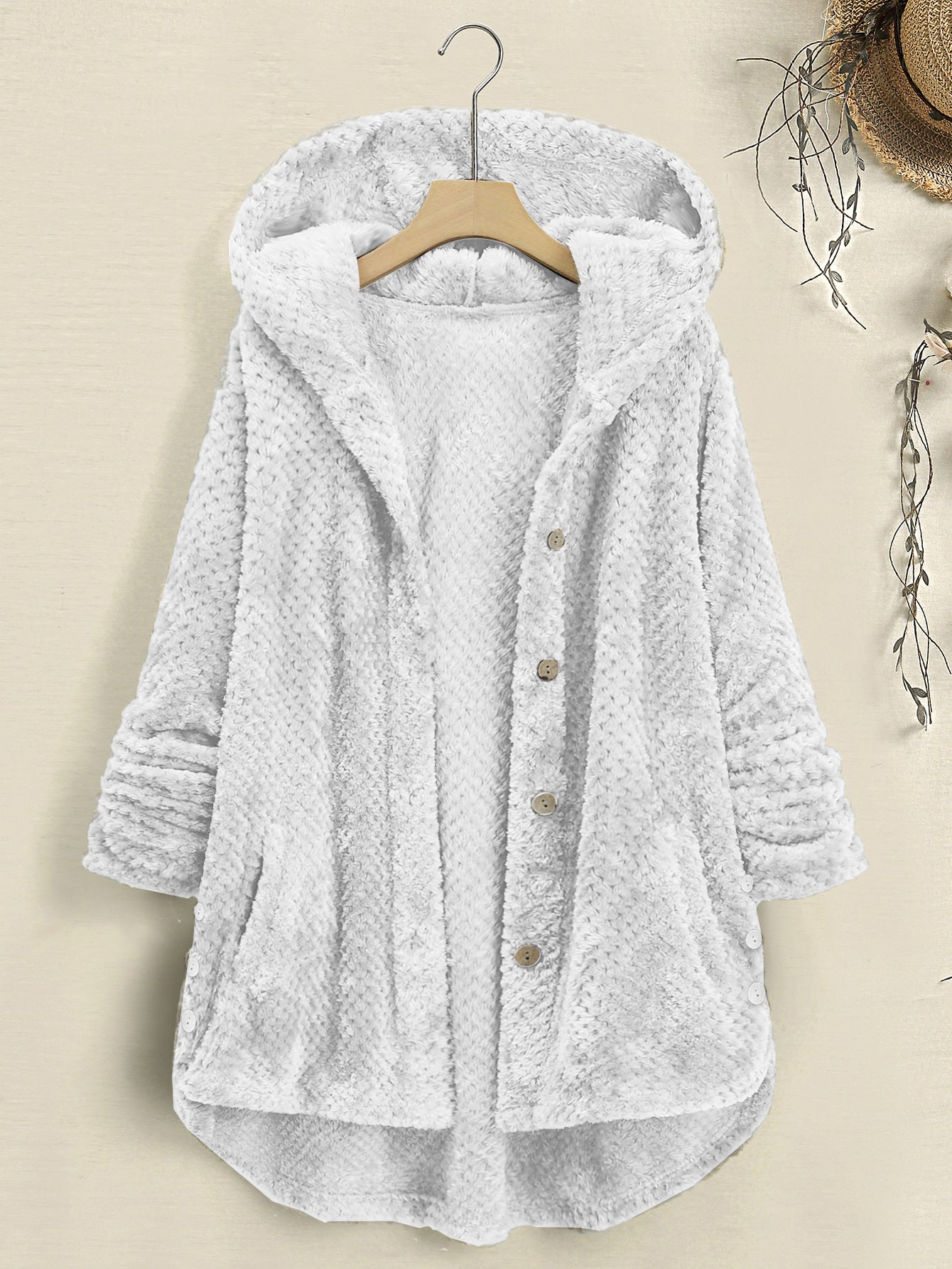 Mila Coat – Embracing Elegance for the Coldest Days