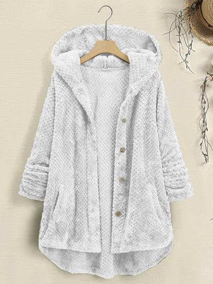 Mila Coat – Embracing Elegance for the Coldest Days